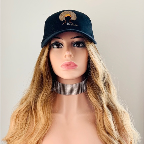 Effortless Style 22” Ombre Golden Brown/Blonde Synthetic Wig - Picture 5 of 10